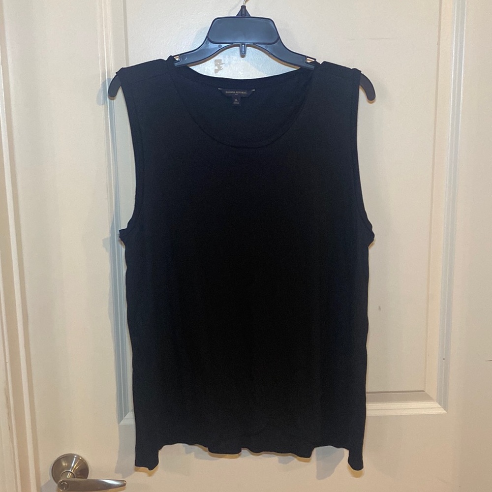 Black Banana Republic Shell Sleeveless Top